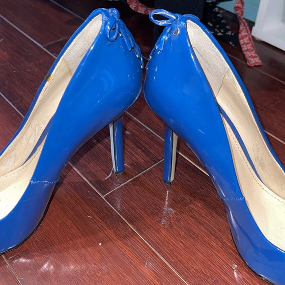 Enzo Angiolini beautiful blue heels - Picture 4 of 7